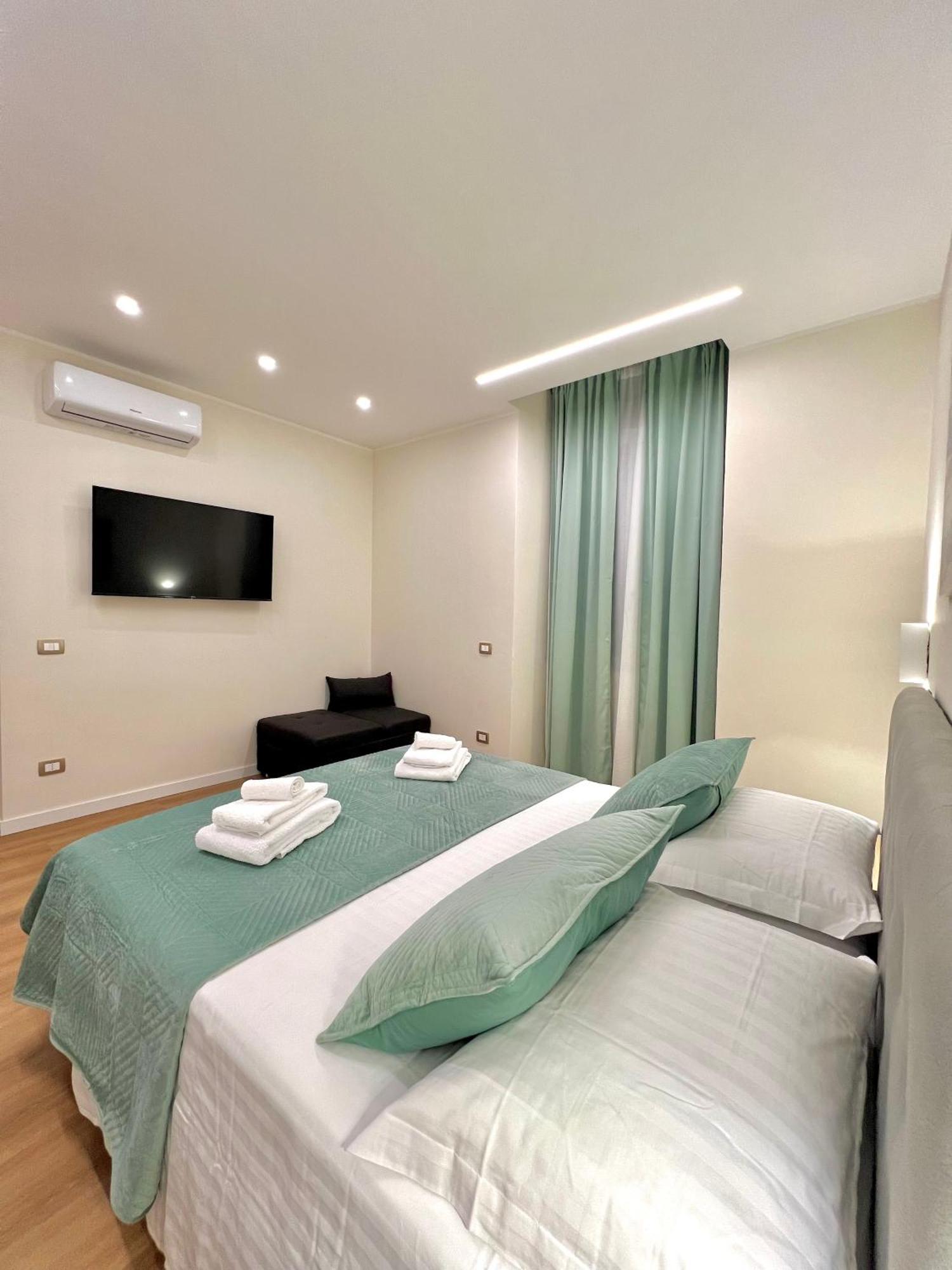 The Dream Apartment 100 M Dal Mare Savona Luaran gambar